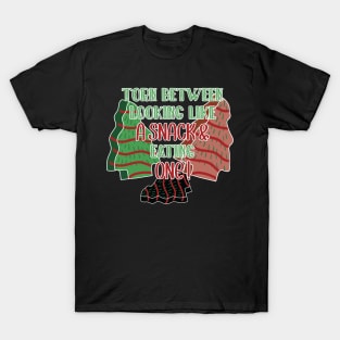 Torn Between Looking Like A Snack And Eating One Santa Christmas Cakes - Vintage Leopard Christmas Tree Cakes T-Shirt